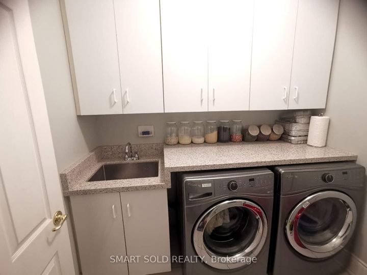 Photo 29 at 67 Chantilly Crescent, Westbrook, Richmond Hill