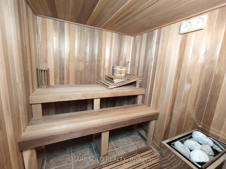 Photo 30 at 67 Chantilly Crescent, Westbrook, Richmond Hill