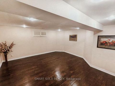 Photo 34 at 67 Chantilly Crescent, Westbrook, Richmond Hill