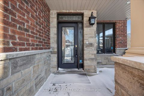 Photo 2 at 35 Marta Crescent, Ardagh, Barrie