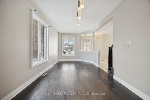 Photo 5 at 35 Marta Crescent, Ardagh, Barrie