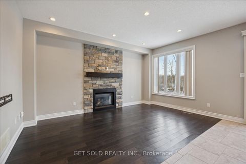 Photo 15 at 35 Marta Crescent, Ardagh, Barrie