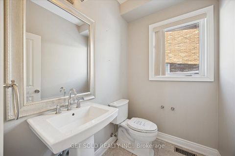 Photo 17 at 35 Marta Crescent, Ardagh, Barrie