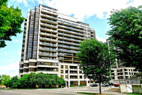Photo 2 at 814 - 1 De Boers Drive, York University Heights, Toronto