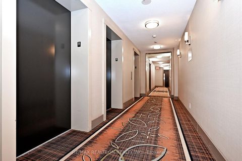 Photo 10 at 814 - 1 De Boers Drive, York University Heights, Toronto