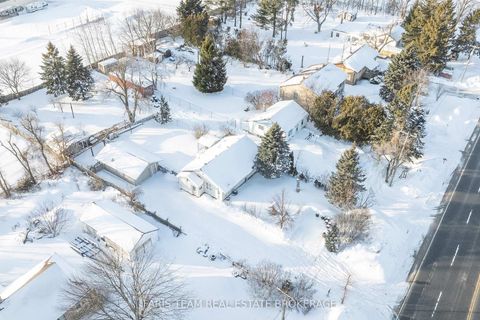 Photo 1 at 6950 Yonge Street, Rural Innisfil, Innisfil