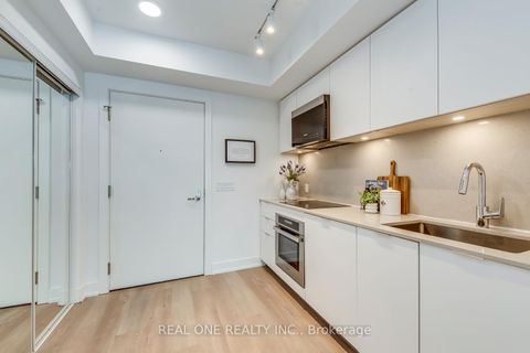 Photo 4 at 921N - 9 Clegg Road, Unionville, Markham