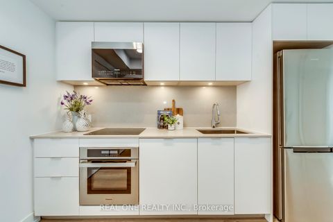 Photo 5 at 921N - 9 Clegg Road, Unionville, Markham