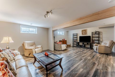 Photo 9 at 53 Butternut Drive, Holly, Barrie