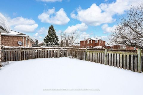 Photo 15 at 53 Butternut Drive, Holly, Barrie