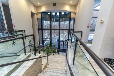 Photo 3 at 709 - 3 Hickory Tree Road, Weston, Toronto