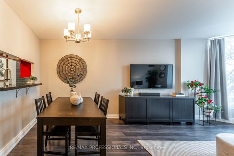 Photo 9 at 709 - 3 Hickory Tree Road, Weston, Toronto