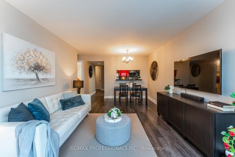 Photo 10 at 709 - 3 Hickory Tree Road, Weston, Toronto