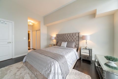 Photo 8 at PH3504 - 223 Webb Drive, City Centre, Mississauga