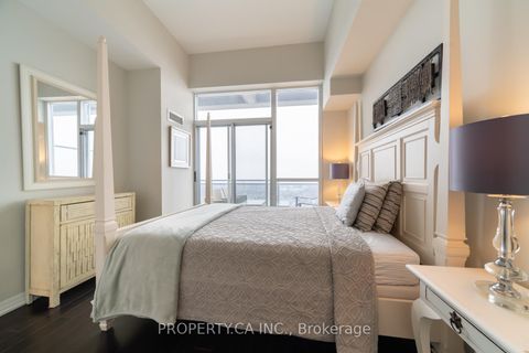 Photo 11 at PH3504 - 223 Webb Drive, City Centre, Mississauga