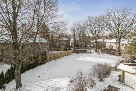 Photo 10 at 2 Lailey Crescent, Willowdale East, Toronto