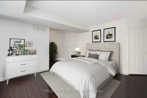 Photo 15 at 1109 - 33 University Avenue, Bay Street Corridor, Toronto