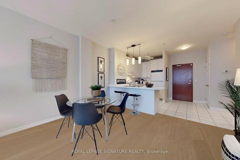 Photo 2 at 209 - 980 Yonge Street, Annex, Toronto