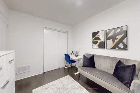 Photo 30 at 217 Stonebriar Drive N, Maple, Vaughan