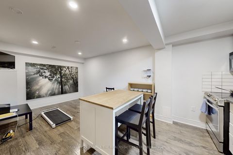 Photo 33 at 217 Stonebriar Drive N, Maple, Vaughan