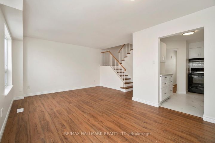 Photo 2 at 16 - 595 Gibney Crescent, Summerhill Estates, Newmarket