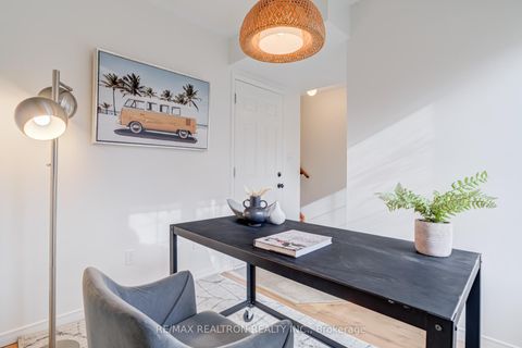 Photo 2 at 49 Ted Wray Circle, CFB, Toronto