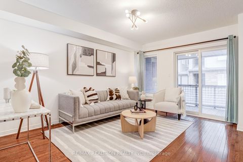 Photo 6 at 49 Ted Wray Circle, CFB, Toronto