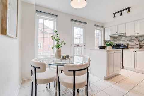 Photo 9 at 49 Ted Wray Circle, CFB, Toronto