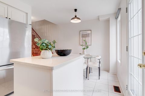 Photo 13 at 49 Ted Wray Circle, CFB, Toronto