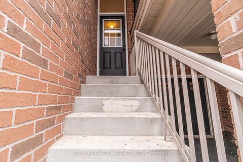 Photo 32 at 49 Ted Wray Circle, CFB, Toronto