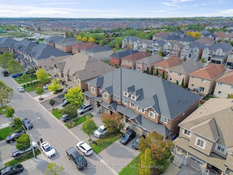 Photo 34 at 30 Zachary Place, Vellore Village, Vaughan