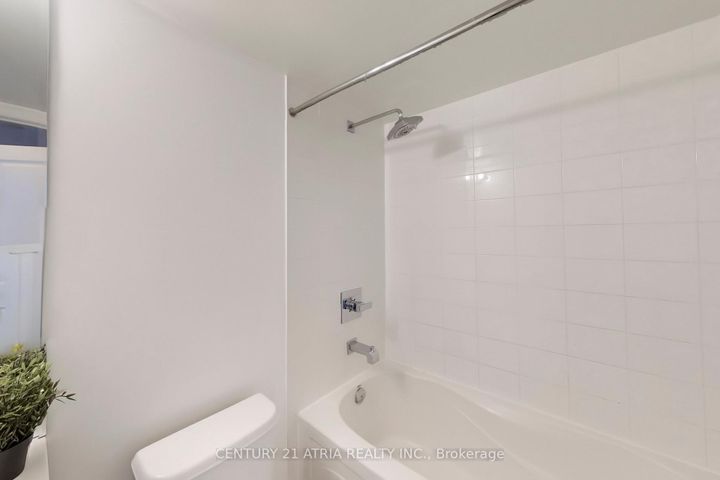 Photo 21 at 405 - 27 Rean Drive, Bayview Village, Toronto