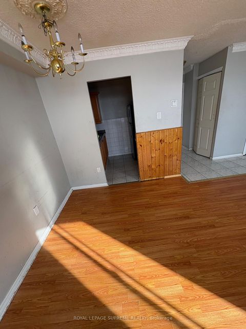 Photo 4 at 1215 - 100 Lotherton Pathway, Glen Park, Toronto