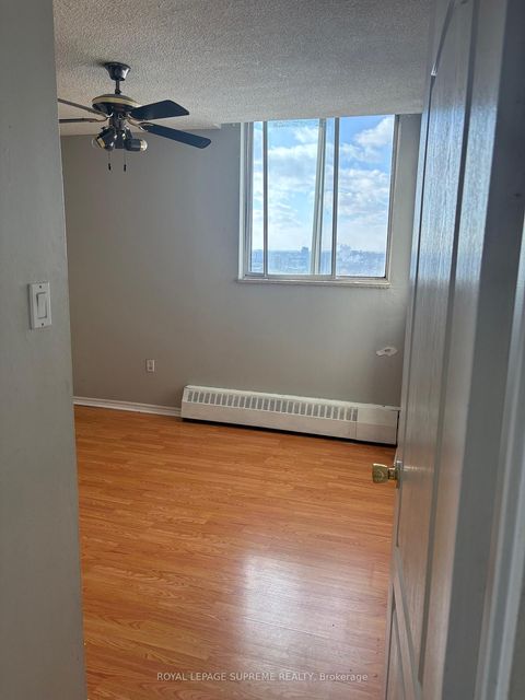 Photo 9 at 1215 - 100 Lotherton Pathway, Glen Park, Toronto