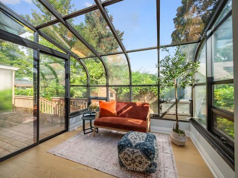 Photo 11 at 393 Paliser Crescent S, Harding, Richmond Hill