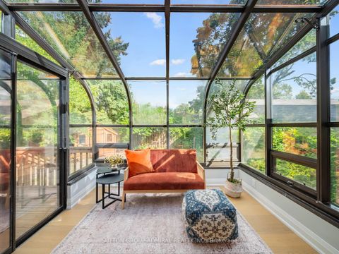 Photo 12 at 393 Paliser Crescent S, Harding, Richmond Hill