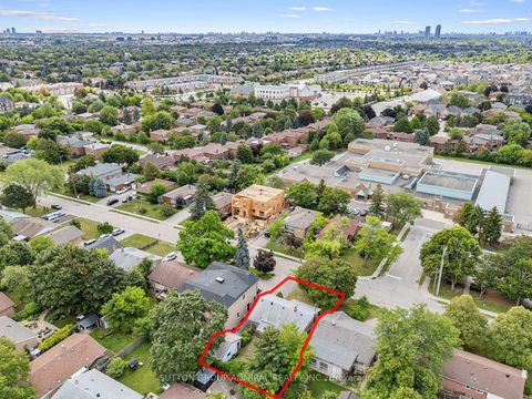 Photo 38 at 393 Paliser Crescent S, Harding, Richmond Hill