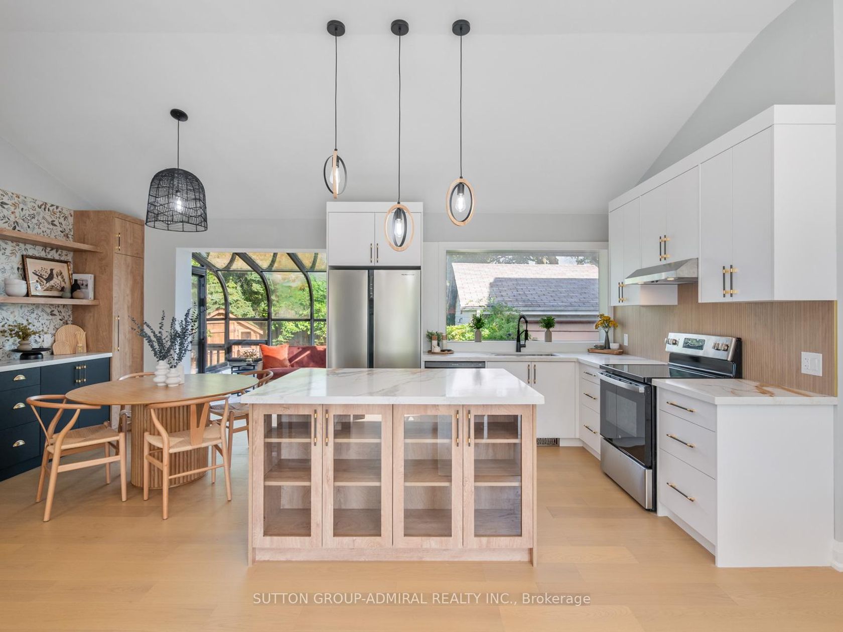 393 Paliser Crescent S, Harding, Richmond Hill photo number 2