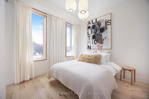 Photo 21 at 402 - 1 St Johns Road, Junction Area, Toronto