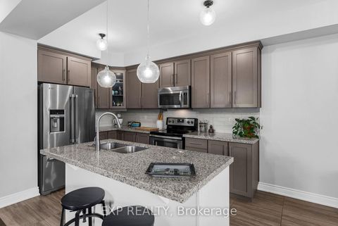 Photo 8 at 7 Vita Stephanie Court, Sutton & Jackson's Point, Georgina