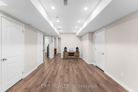 Photo 35 at 7 Vita Stephanie Court, Sutton & Jackson's Point, Georgina