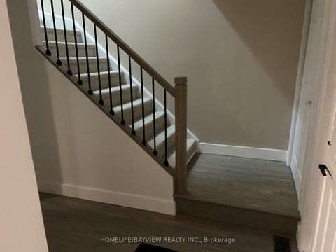 Photo 3 at 999 Anna Maria Avenue, Alcona, Innisfil