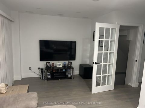 Photo 6 at 999 Anna Maria Avenue, Alcona, Innisfil