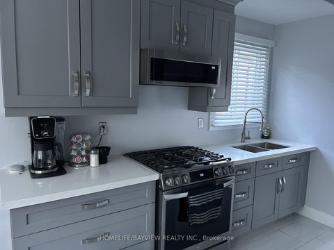 Photo 11 at 999 Anna Maria Avenue, Alcona, Innisfil