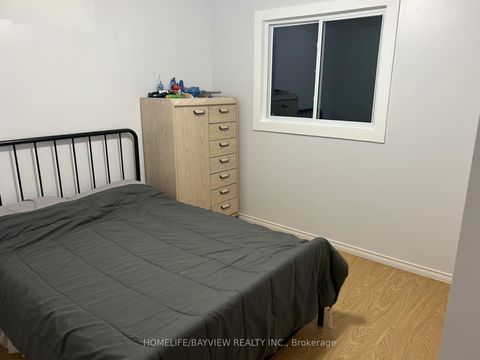 Photo 17 at 999 Anna Maria Avenue, Alcona, Innisfil