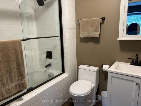 Photo 20 at 999 Anna Maria Avenue, Alcona, Innisfil