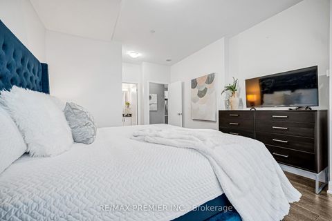 Photo 38 at 2001 - 2900 Highway 7, Concord, Vaughan