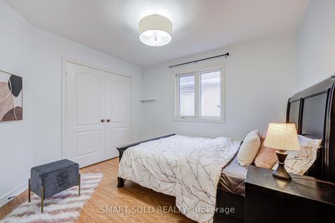 Photo 27 at 16 Lealinds Road, Patterson, Vaughan