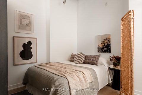 Photo 10 at 321 - 955 Queen Street W, Niagara, Toronto