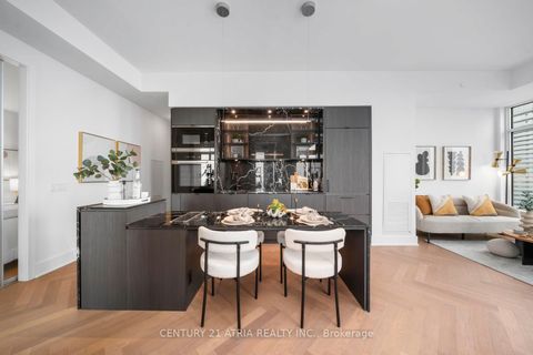 Photo 9 at 6209 - 11 Yorkville Avenue, Annex, Toronto